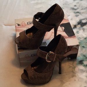 5” DbDk snakeskin (faux) heels